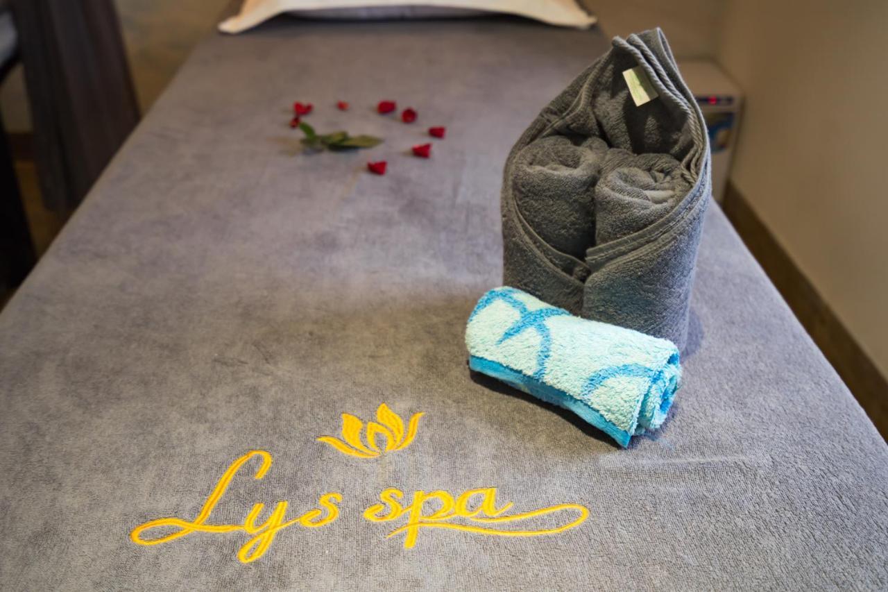 Lys Spa Hotel & Apartment Дананг Экстерьер фото